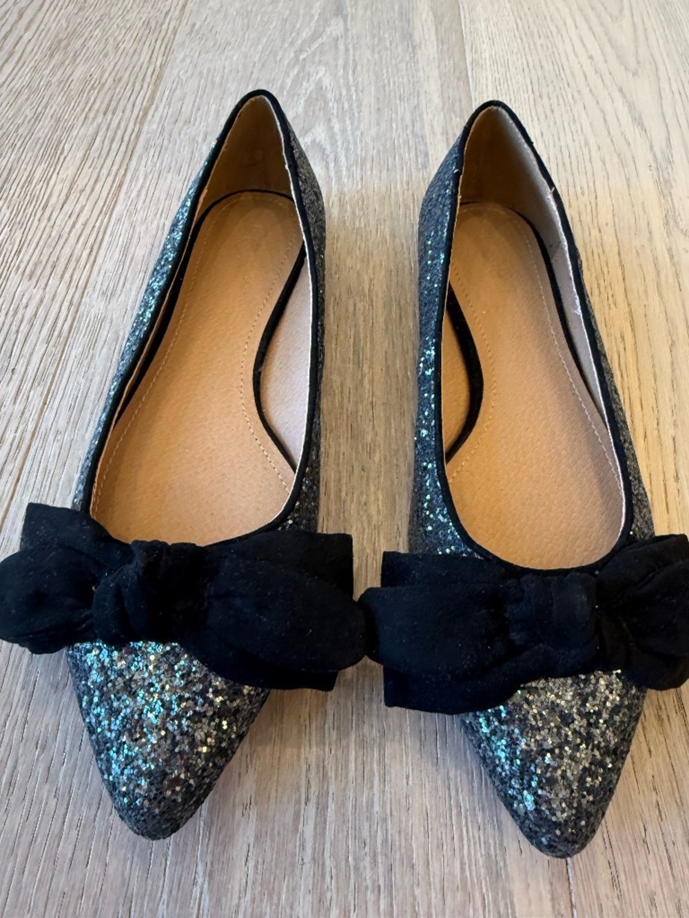 NWOT LOFT Black Glitter Bow Ballet Flats Pointed Toe Size 7.5M